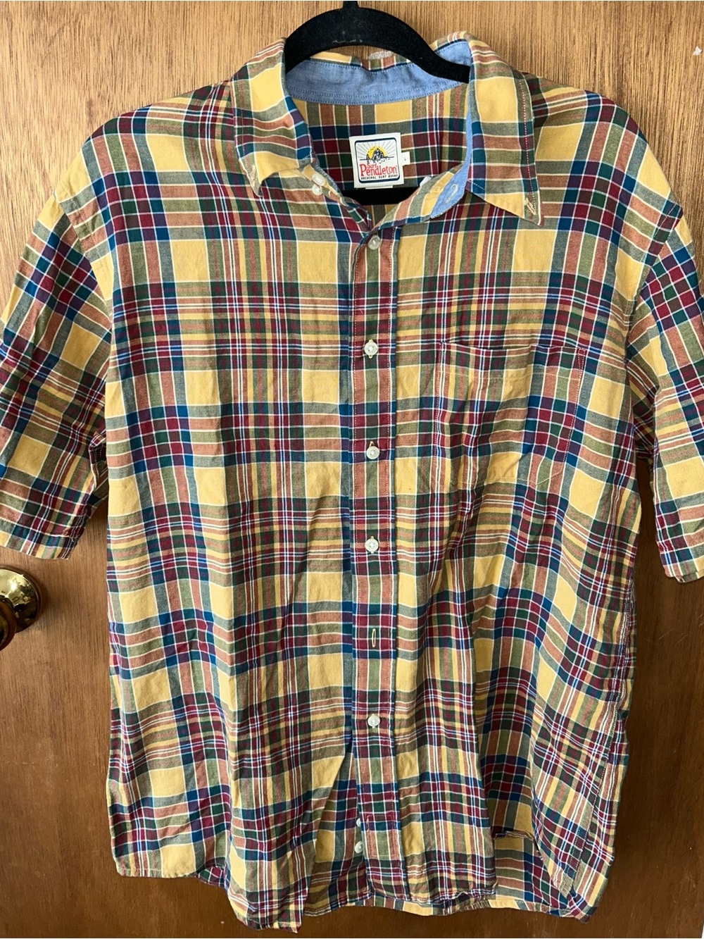 Pendleton Surf Brand Plaid Casual Button Down Shirt Size Large Top S/s yellow